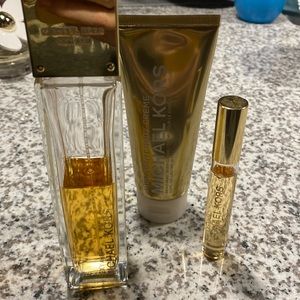 Michael Kors Sexy Amber Perfume & Lotion Set